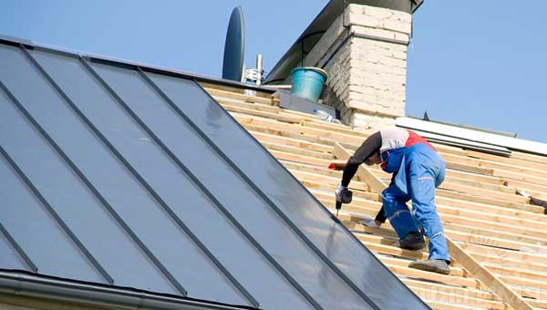 ФАЛЬЦЕВАЯ КРОВЛЯ (технология строительства)