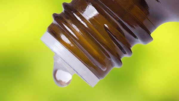 Польза в хозяйстве от нашатырного спирта