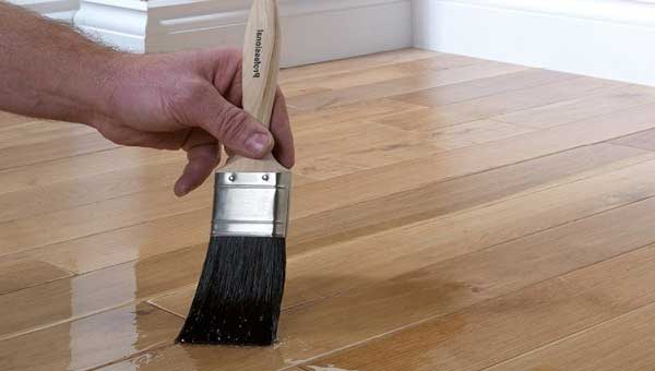 Как выбрать паркетный лак